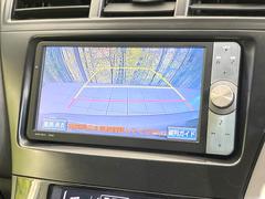 【バックカメラ】駐車時に後方がリアルタイム映像で確認できます。大型商業施設や立体駐車場での駐車時や、夜間のバック時に大活躍！運転スキルに関わらず、今や必須となった装備のひとつです！ 3