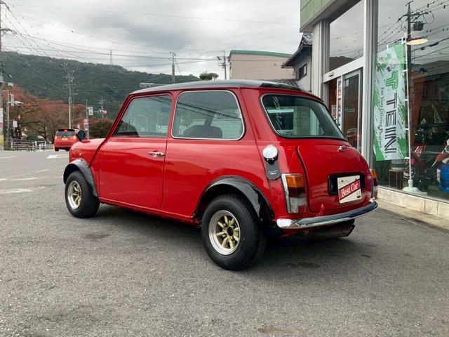MINI クーパー1.3i 全塗装済み 10インチ6Jワタナベホイール ワイドフェンダー エアコン付き 4MT ハイローキット コイルスプリング FRPボンネット フロントスポイラー(2枚目)