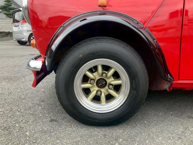 MINI クーパー1.3i 全塗装済み 10インチ6Jワタナベホイール ワイドフェンダー エアコン付き 4MT ハイローキット コイルスプリング FRPボンネット フロントスポイラー(3枚目)