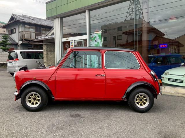 MINI クーパー1.3i 全塗装済み 10インチ6Jワタナベホイール ワイドフェンダー エアコン付き 4MT ハイローキット コイルスプリング FRPボンネット フロントスポイラー(9枚目)