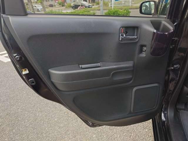 ライフ ディーバ 禁煙 ナビTV Bカメ スマキ― ETC AAC フォグ サイドバイザー(18枚目)