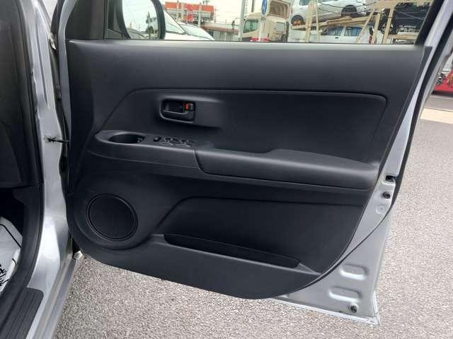 bB S HIDセレクション 禁煙 ドラレコ CD スマキー 純正ドアバイザーFフォグ(12枚目)