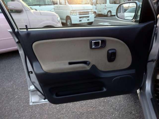 ミラジーノ ６６０　メモリアルエディション　禁煙　ＣＤ　ウッドパネル　キーレス　パワステ（19枚目）