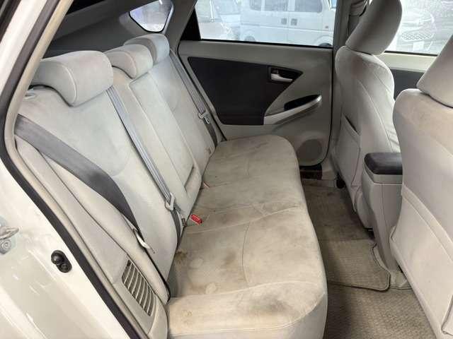 プリウス Ｓツーリングセレクション　禁煙　ナビＴＶ　Ｂカメラ　ＥＴＣ　スマキ―　エアロ（20枚目）