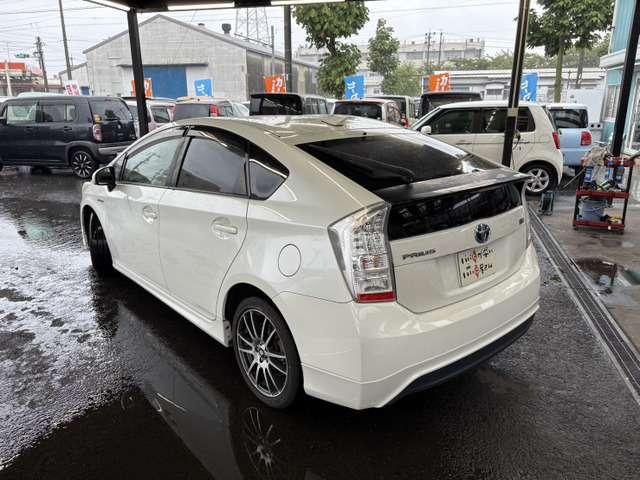 プリウス Ｓツーリングセレクション　禁煙　ナビＴＶ　Ｂカメラ　ＥＴＣ　スマキ―　エアロ（44枚目）