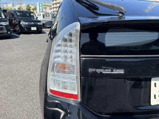 プリウス Ｓ　禁煙　ナビＴＶ　スマキ―　ＥＴＣ　社外ＡＷ（13枚目）