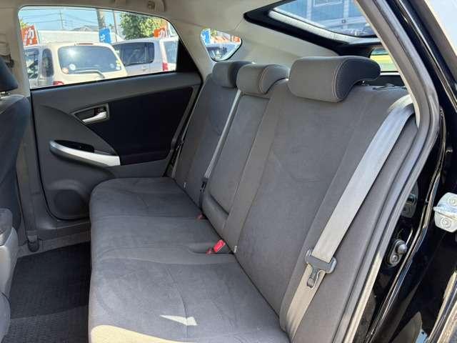 プリウス Ｓ　禁煙　ナビＴＶ　スマキ―　ＥＴＣ　社外ＡＷ（20枚目）