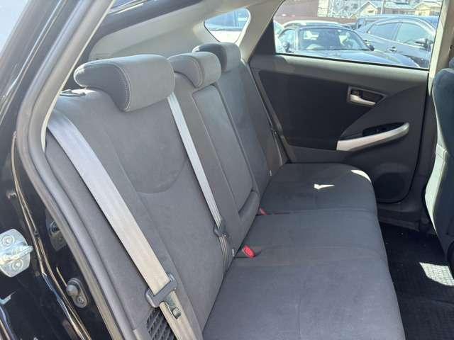 プリウス Ｓ　禁煙　ナビＴＶ　スマキ―　ＥＴＣ　社外ＡＷ（21枚目）