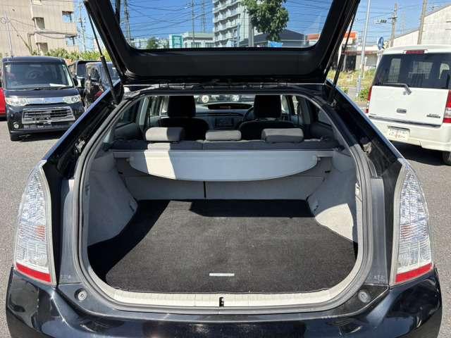 プリウス Ｓ　禁煙　ナビＴＶ　スマキ―　ＥＴＣ　社外ＡＷ（22枚目）