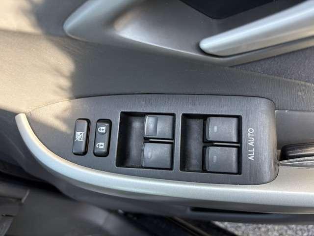 プリウス Ｓ　禁煙　ナビＴＶ　スマキ―　ＥＴＣ　社外ＡＷ（26枚目）