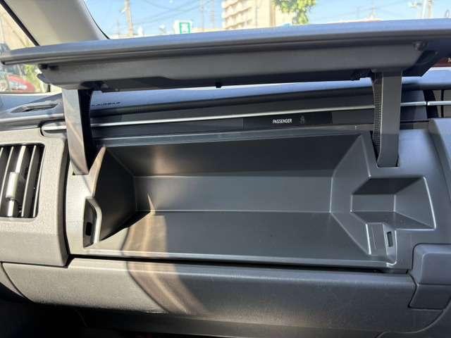 プリウス Ｓ　禁煙　ナビＴＶ　スマキ―　ＥＴＣ　社外ＡＷ（36枚目）