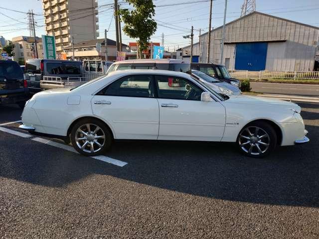 ガリュー 　禁煙　左ハンドル　ＲＲ仕様　Ｖ８　ＥＴＣ　黒革　サンルーフ　アルミ（7枚目）