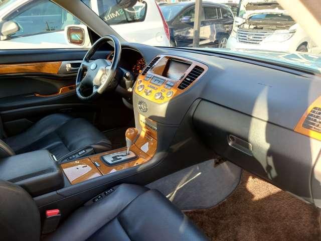 ガリュー 　禁煙　左ハンドル　ＲＲ仕様　Ｖ８　ＥＴＣ　黒革　サンルーフ　アルミ（26枚目）