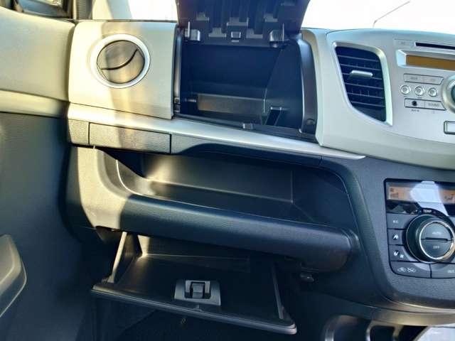 ワゴンＲ ＦＺ　禁煙　スマキ―　ＡＡＣ　ＣＤ　バイザー　アルミ　保証付（33枚目）