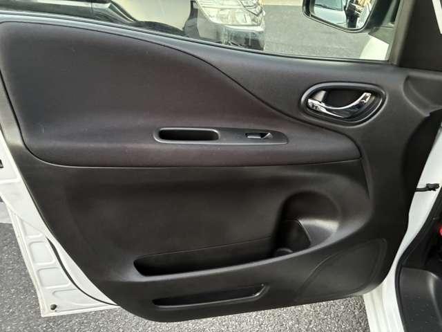 セレナ 20X 禁煙 ナビTV BT Bカメ スマキ― 電スラ ETC アルミ バイザー フォグ(20枚目)