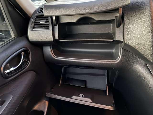 セレナ 20X 禁煙 ナビTV BT Bカメ スマキ― 電スラ ETC アルミ バイザー フォグ(39枚目)