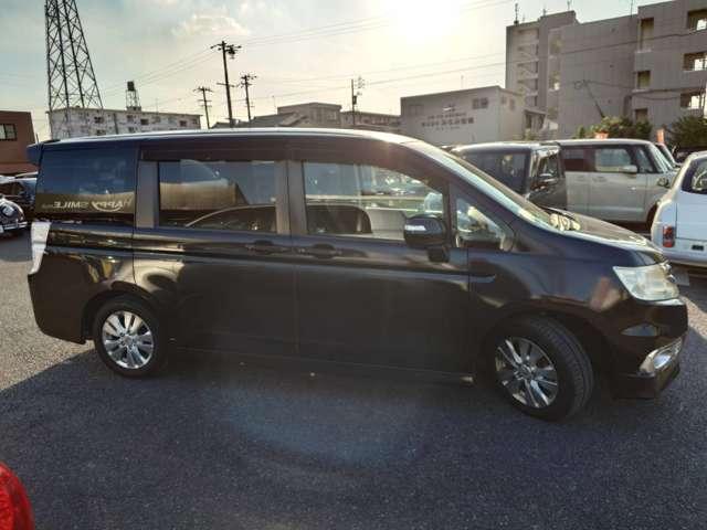 ステップワゴンスパーダ Ｚ　禁煙　ナビＴＶ　Ｂカメ　スマキ―　両電スラ　ＥＴＣ　ＤＶＤ　フグ　アルミ　保証付き（8枚目）