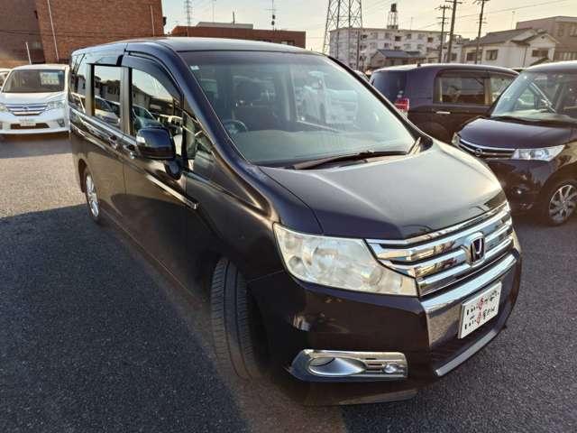 ステップワゴンスパーダ Ｚ　禁煙　ナビＴＶ　Ｂカメ　スマキ―　両電スラ　ＥＴＣ　ＤＶＤ　フグ　アルミ　保証付き（9枚目）