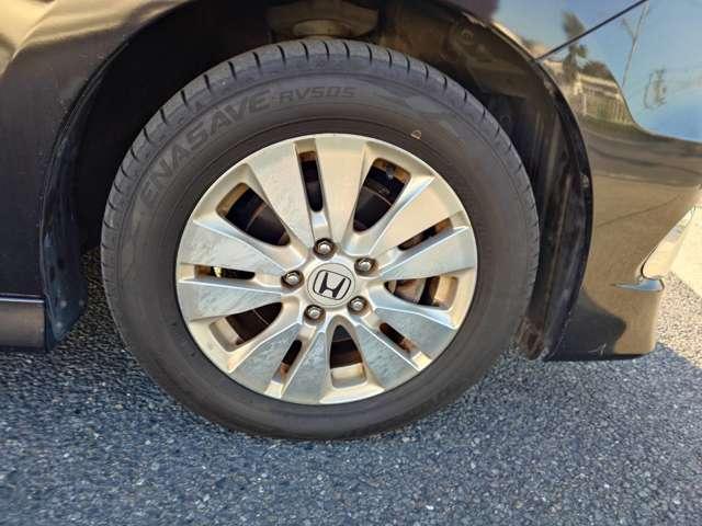 ステップワゴンスパーダ Ｚ　禁煙　ナビＴＶ　Ｂカメ　スマキ―　両電スラ　ＥＴＣ　ＤＶＤ　フグ　アルミ　保証付き（45枚目）