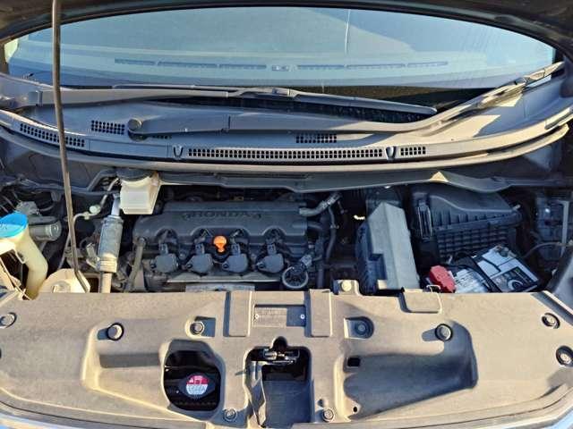 ステップワゴンスパーダ Ｚ　禁煙　ナビＴＶ　Ｂカメ　スマキ―　両電スラ　ＥＴＣ　ＤＶＤ　フグ　アルミ　保証付き（49枚目）