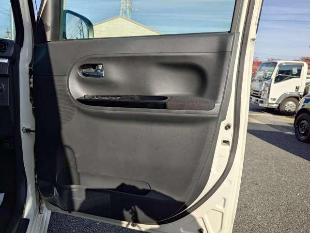 タント カスタムＸ　禁煙　ナビＴＶ　ＢＴ　Ｂカメ　スマキ―　電スラ　ＥＴＣ　フォグ　保証付き（20枚目）