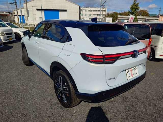 ヴェゼル ｅ：ＨＥＶ　Ｚ・ＰＬａＹパッケージ　禁煙　ナビＴＶ　Ｂカメラ　スマキ―　レーンキープ　ＥＴＣ　フォグ　ＬＥＤ　保証付き（5枚目）