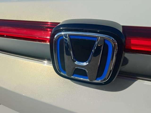 ヴェゼル ｅ：ＨＥＶ　Ｚ・ＰＬａＹパッケージ　禁煙　ナビＴＶ　Ｂカメラ　スマキ―　レーンキープ　ＥＴＣ　フォグ　ＬＥＤ　保証付き（15枚目）