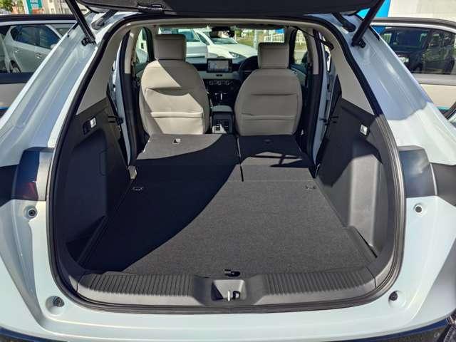 ヴェゼル ｅ：ＨＥＶ　Ｚ・ＰＬａＹパッケージ　禁煙　ナビＴＶ　Ｂカメラ　スマキ―　レーンキープ　ＥＴＣ　フォグ　ＬＥＤ　保証付き（29枚目）