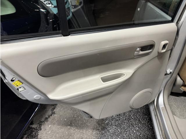 ピノ 禁煙 5速マニュアル CD ドアバイザー(11枚目)