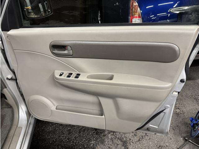 ピノ 禁煙 5速マニュアル CD ドアバイザー(16枚目)