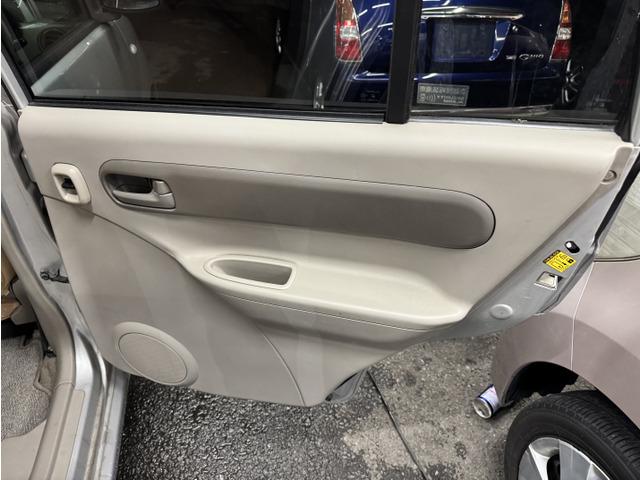 ピノ 禁煙 5速マニュアル CD ドアバイザー(18枚目)