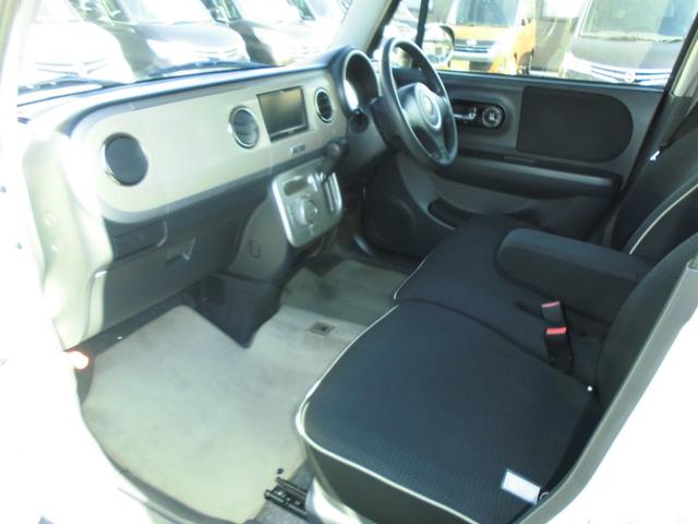 アルトラパン Ｘセレクション　フルセグナビ　ドアーミラーウインカー　バックカメラ　プッシュスタート　シートヒーター（32枚目）