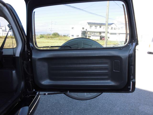 ジムニー ランドベンチャー　１０型　ワンオーナー　フルセグナビ　純正ルーフスポイラー　バックカメラ　ＥＴＣ　リトラクタブルミラー　ステアリングスイッチ　純正フットライトイルミネーション　ドライブレコーダー　ヒートシター（64枚目）