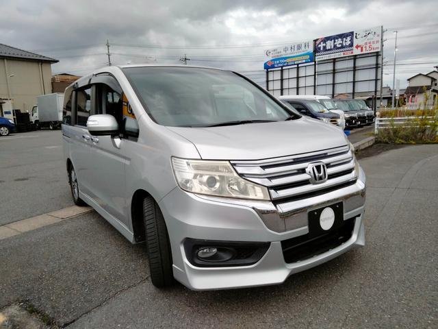 ステップワゴンスパーダ Ｚ　ナビ　フルセグＴＶ　ＤＶＤ　バックカメラ　ＢＬＵＥＴＯＯＴＨ　両側パワスラ　スマートキー　ＥＴＣ（2枚目）
