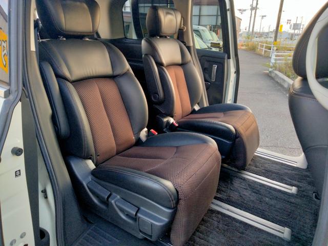 エルグランド 250ハイウェイスター アルパイン8型ナビ フルセグTV DVD 後部モニター 新品タイヤ バックカメラ 両側パワスラ インテリキー2個 プッシュスタート ETC HIDヘッドライト(13枚目)