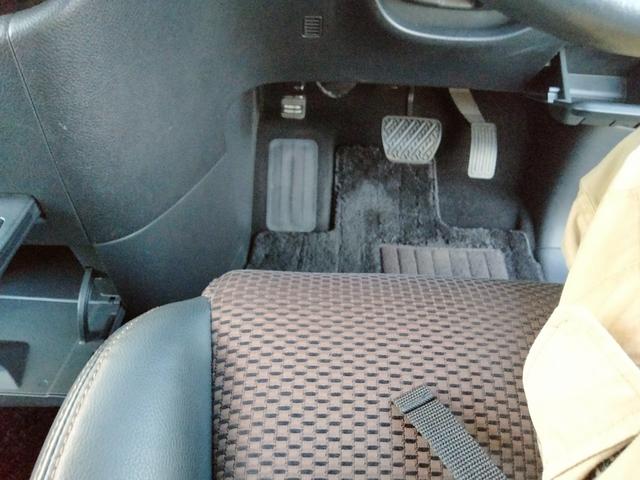 エルグランド 250ハイウェイスター アルパイン8型ナビ フルセグTV DVD 後部モニター 新品タイヤ バックカメラ 両側パワスラ インテリキー2個 プッシュスタート ETC HIDヘッドライト(42枚目)