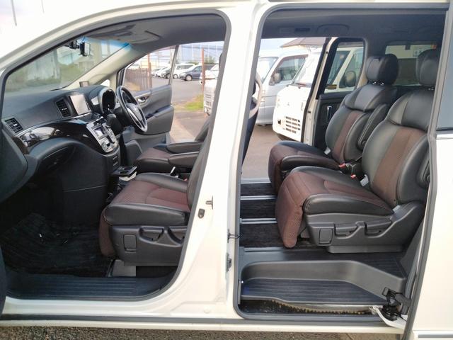 エルグランド 250ハイウェイスター アルパイン8型ナビ フルセグTV DVD 後部モニター 新品タイヤ バックカメラ 両側パワスラ インテリキー2個 プッシュスタート ETC HIDヘッドライト(52枚目)