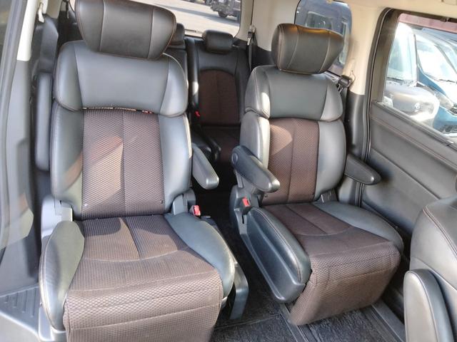 エルグランド ２５０ハイウェイスター　ナビ　フルセグＴＶ　ＤＶＤ　マルチビューカメラ　ＢＬＵＥＴＯＯＴＨ　タバコ臭無し　インテリキー２個　プッシュスタート　両側パワスラ　ＥＴＣ　盗難防止システム　ＨＩＤヘッドライト（14枚目）