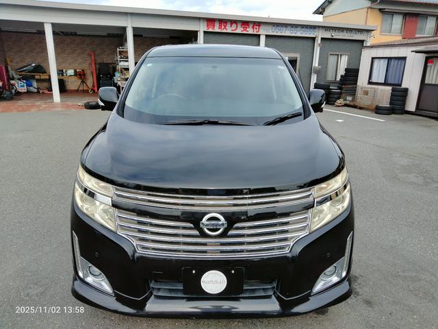 エルグランド ２５０ハイウェイスター　ナビ　フルセグＴＶ　ＤＶＤ　マルチビューカメラ　ＢＬＵＥＴＯＯＴＨ　タバコ臭無し　インテリキー２個　プッシュスタート　両側パワスラ　ＥＴＣ　盗難防止システム　ＨＩＤヘッドライト（18枚目）