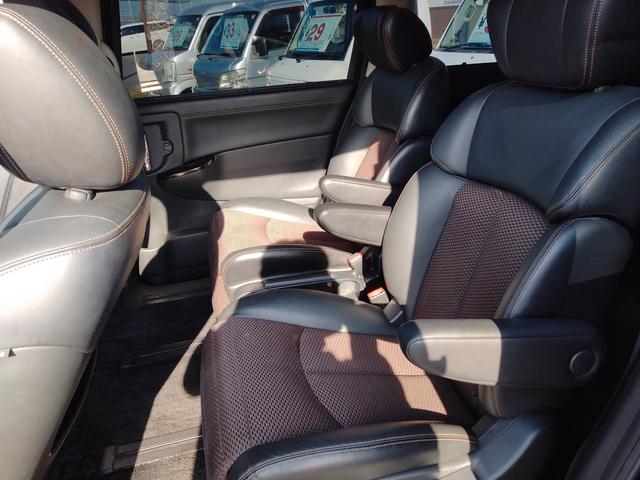 エルグランド ２５０ハイウェイスター　ナビ　フルセグＴＶ　ＤＶＤ　マルチビューカメラ　ＢＬＵＥＴＯＯＴＨ　タバコ臭無し　インテリキー２個　プッシュスタート　両側パワスラ　ＥＴＣ　盗難防止システム　ＨＩＤヘッドライト（25枚目）