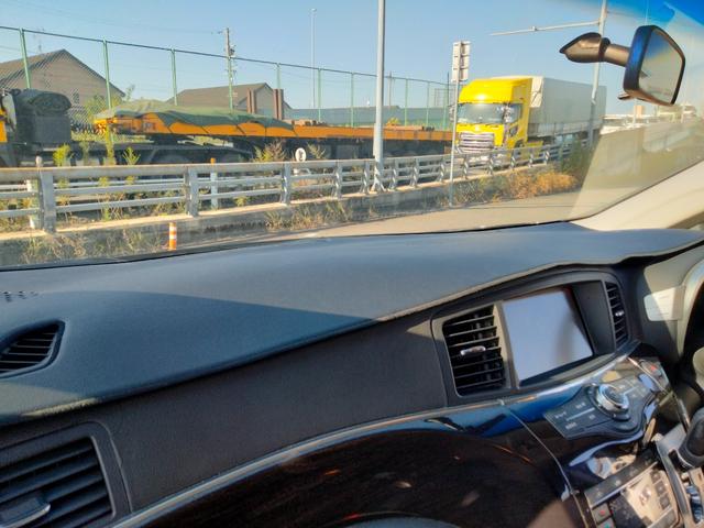 エルグランド ２５０ハイウェイスター　ナビ　フルセグＴＶ　ＤＶＤ　マルチビューカメラ　ＢＬＵＥＴＯＯＴＨ　タバコ臭無し　インテリキー２個　プッシュスタート　両側パワスラ　ＥＴＣ　盗難防止システム　ＨＩＤヘッドライト（40枚目）