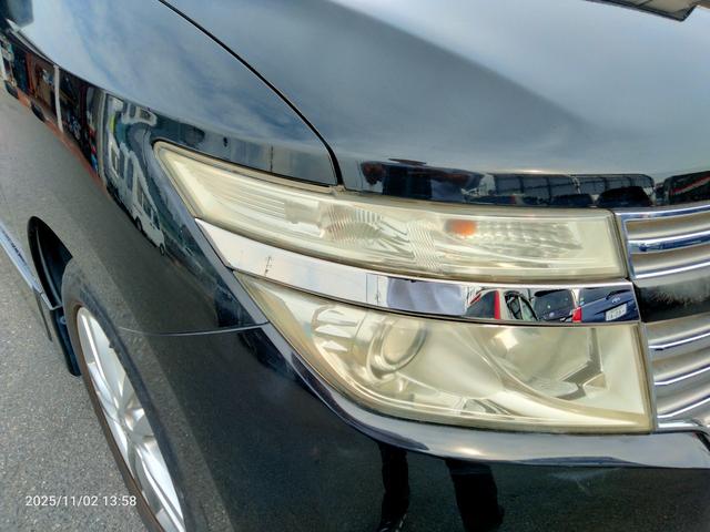 エルグランド ２５０ハイウェイスター　ナビ　フルセグＴＶ　ＤＶＤ　マルチビューカメラ　ＢＬＵＥＴＯＯＴＨ　タバコ臭無し　インテリキー２個　プッシュスタート　両側パワスラ　ＥＴＣ　盗難防止システム　ＨＩＤヘッドライト（53枚目）