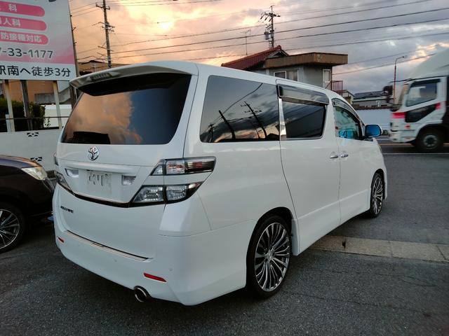 ヴェルファイア ２．４Ｚ　ナビ　フルセグＴＶ　後部モニター　ＤＶＤ　バックカメラ　前後ドラレコ　タバコ臭無し　サンルーフ　両側パワスラ　スマートキー２個　プッシュスタート　ＥＴＣ　ＨＩＤヘッドライト　盗難防止システム（4枚目）