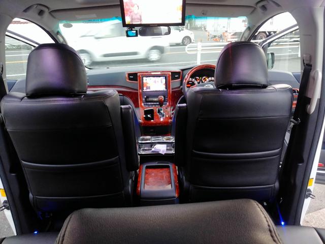 ヴェルファイア ２．４Ｚ　ナビ　フルセグＴＶ　後部モニター　ＤＶＤ　バックカメラ　前後ドラレコ　タバコ臭無し　サンルーフ　両側パワスラ　スマートキー２個　プッシュスタート　ＥＴＣ　ＨＩＤヘッドライト　盗難防止システム（26枚目）