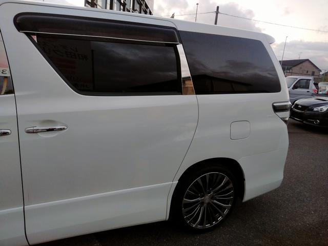 ヴェルファイア ２．４Ｚ　ナビ　フルセグＴＶ　後部モニター　ＤＶＤ　バックカメラ　前後ドラレコ　タバコ臭無し　サンルーフ　両側パワスラ　スマートキー２個　プッシュスタート　ＥＴＣ　ＨＩＤヘッドライト　盗難防止システム（50枚目）