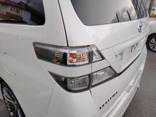 ヴェルファイア ２．４Ｚ　ナビ　フルセグＴＶ　後部モニター　ＤＶＤ　バックカメラ　前後ドラレコ　タバコ臭無し　サンルーフ　両側パワスラ　スマートキー２個　プッシュスタート　ＥＴＣ　ＨＩＤヘッドライト　盗難防止システム（51枚目）