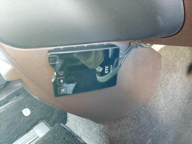 ポルテ Ｘ　ナビ　ＴＶ　ＤＶＤ　新品タイヤ　禁煙車　ＢＬＵＥＴＯＯＴＨ　バックカメラ　キーレス・スペアキー付　パワスラ　ＥＴＣ（11枚目）