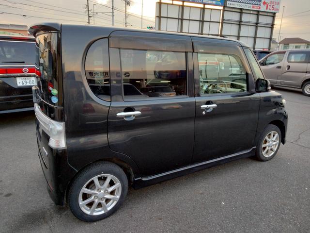 タント カスタムＸスペシャル　ナビ　フルセグＴＶ　Ｂｌｕｅｔｏｏｔｈ　ＤＶＤ　バックカメラ　ドラレコ付き　スマートキー　片側パワスラ　ＥＴＣ　ＨＩＤヘッドライト　衝突安全ボディ（18枚目）