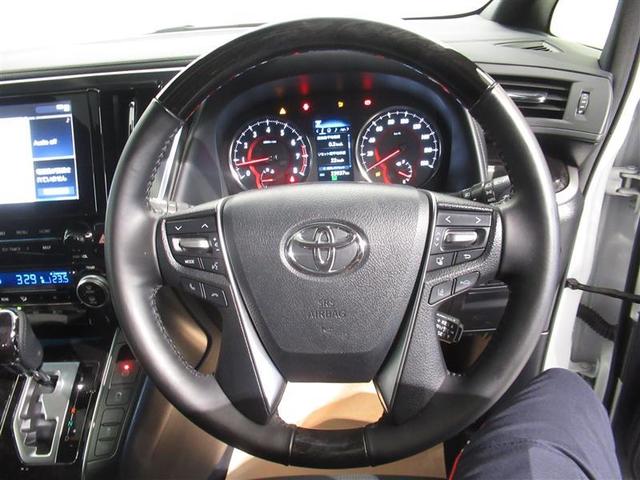 アルファード ２．５Ｓ　タイプゴールド　衝突被害軽減システム　メモリーナビ　バックカメラ　ＥＴＣ　ＣＤ　ミュージックプレイヤー接続可　ＤＶＤ再生　後席モニター　オートクルーズコントロール　ＬＥＤヘッドランプ　両側電動スライド　乗車定員７人（18枚目）