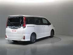 車検、整備、修理などアフターメンテナンスもトヨタカローラ愛知にお任せください。 6